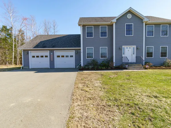 32 Drew Lane, Newport, ME 04953