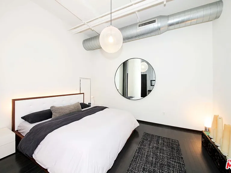 1645 N Vine St #603 — Photo 17