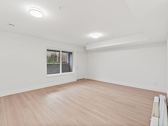 5th image of 20997 83rd Ave