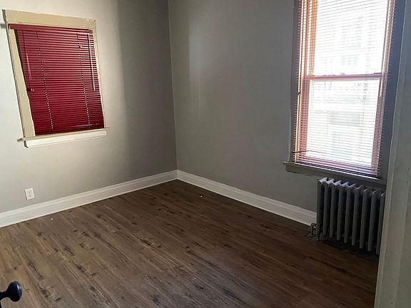4th image of 3251 W Eastwood Ave #2