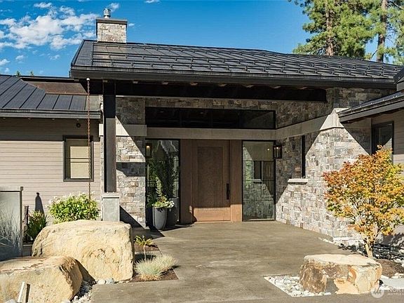 3rd image of 47 Forest Ridge Drive