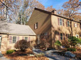 5 Coach Rd, Exeter, NH 03833