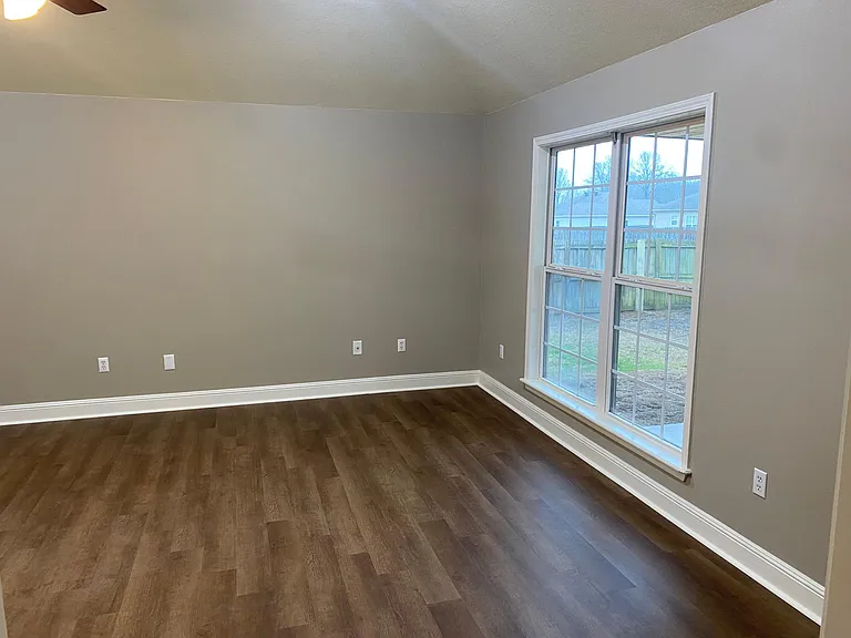 1316 Hemingway Cir — Photo 13