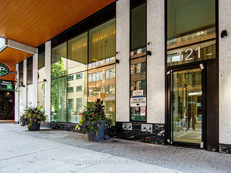 121 Saint Patrick St #1121 — Photo 2