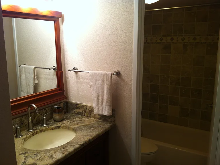 1433 N Williams St #601 — Photo 4