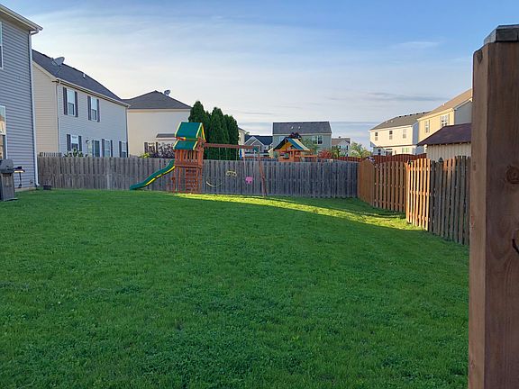 4th image of 2790 Braeburn Way