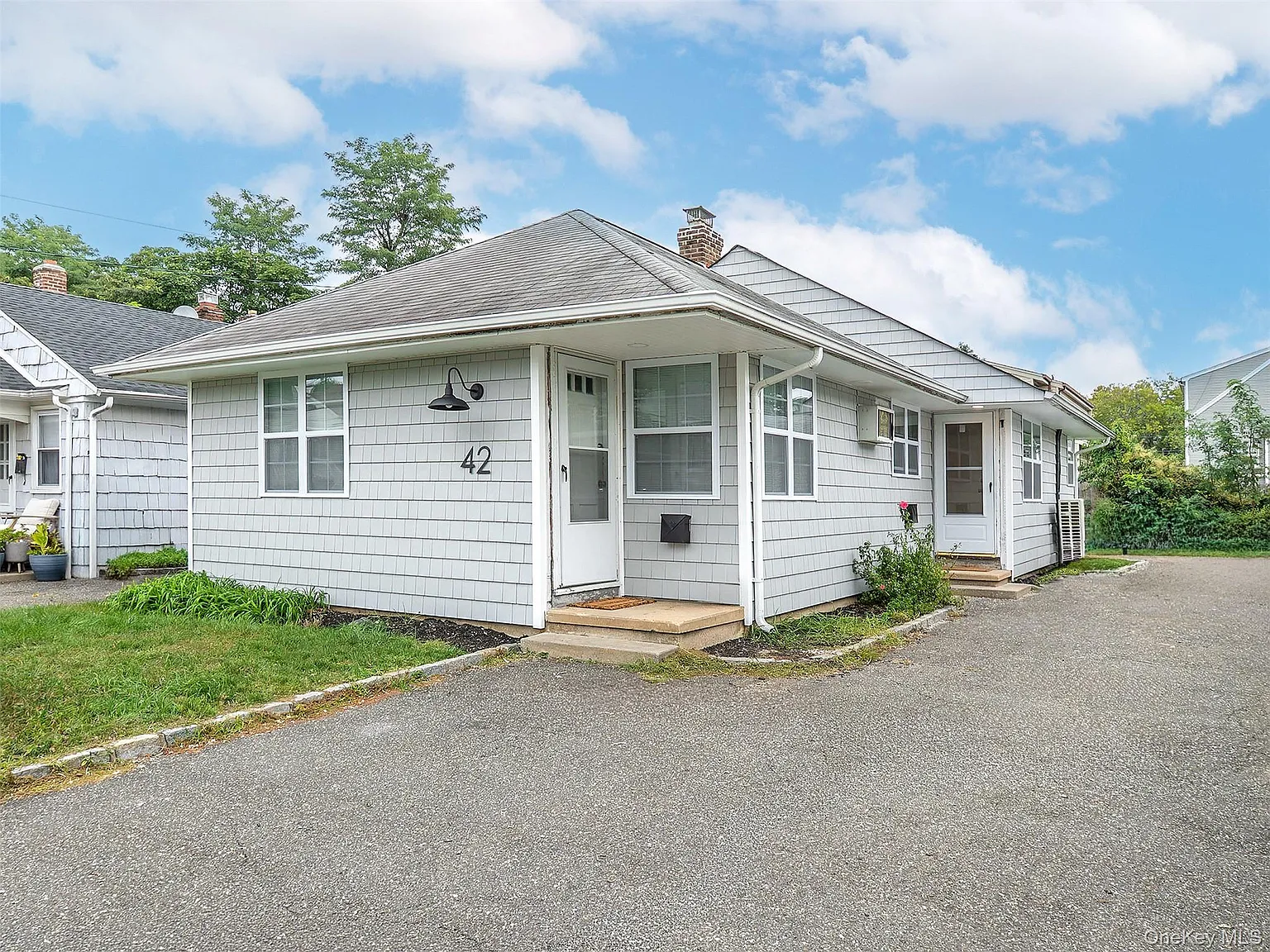 2 bed, 1.0 bath, 491 sqft, $3,080 — Photo 1
