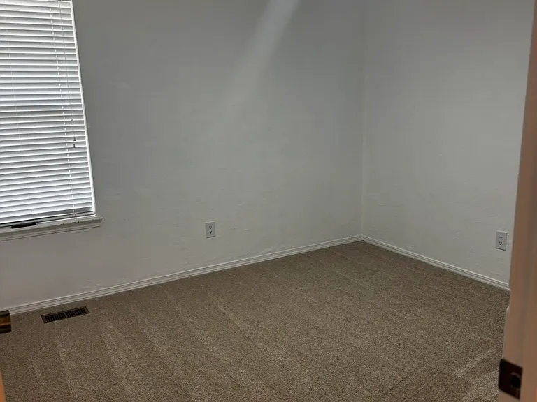 10416 Dover Dr — Photo 26
