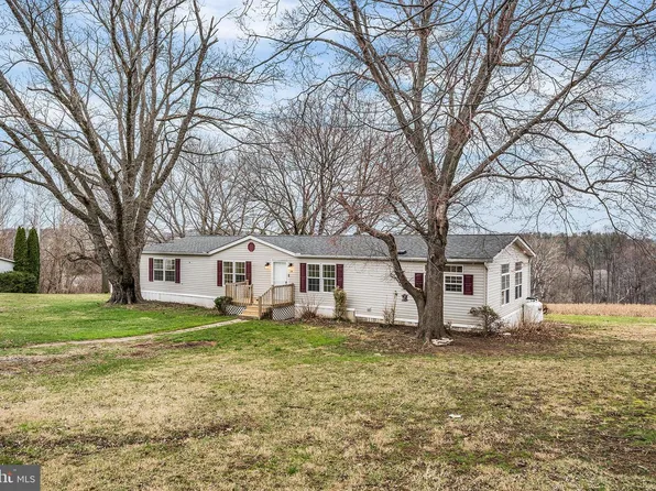 15 Harrison Dr, Nottingham, PA 19362