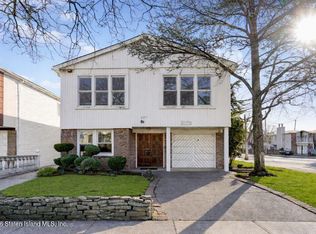 271 Kelly Blvd, Staten Island, NY 10314