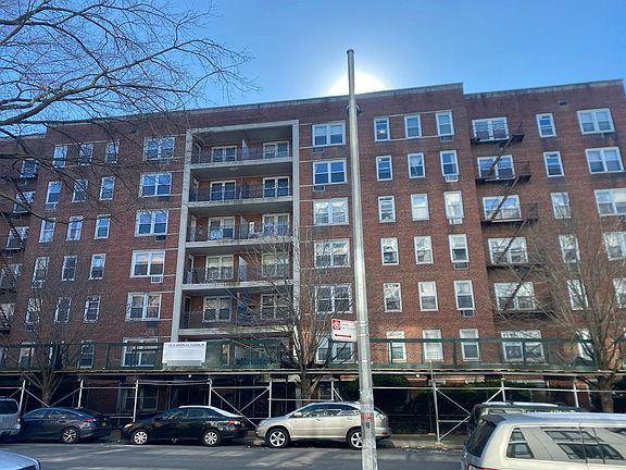 3rd image of 144-30 Sanford Ave APT 3E