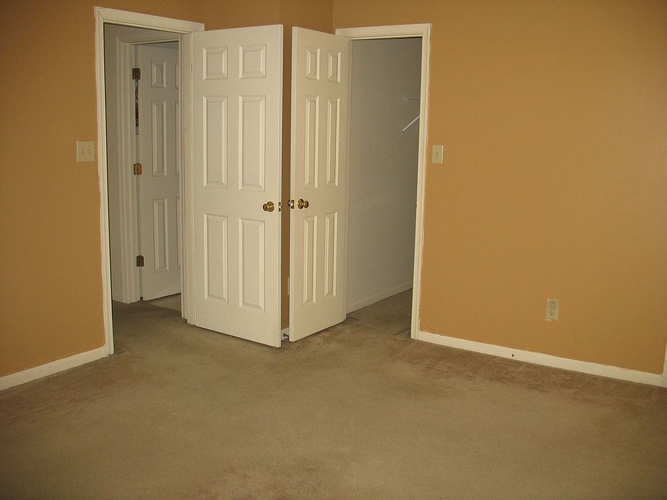 2nd image of 632 Cristal Dr