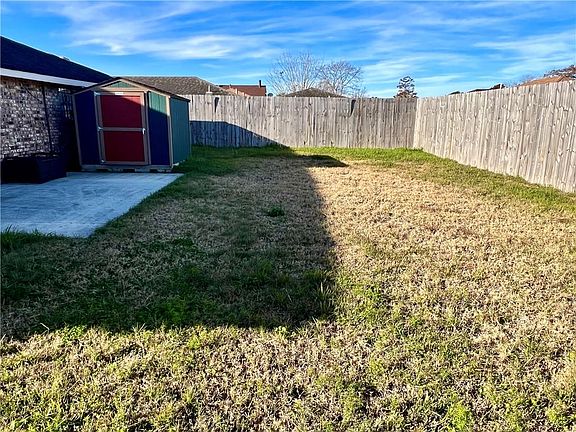 4th image of 9824 E Wheaton Cir