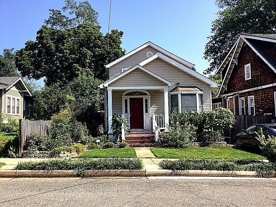 1st image of 15 W Del Ray Ave