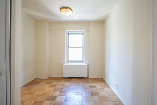 Rented by NY Home & Living Inc. | media 15