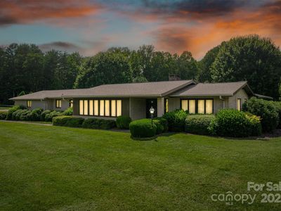 2813 Lakeview Dr, Lenoir, NC, 28645