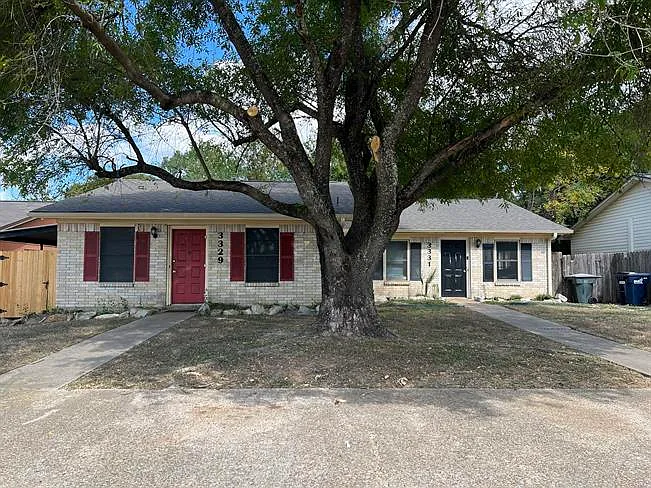 3329 Longleaf Cir — Photo 1
