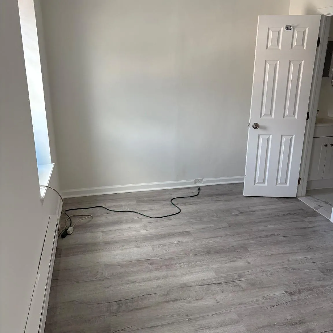 2 bed, 1.0 bath, 1335 sqft, $1,100 — Photo 2