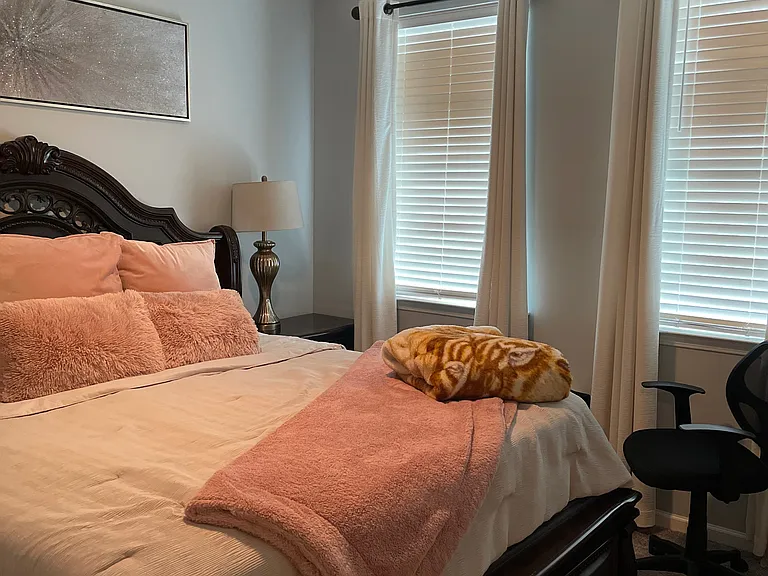Guest bedroom 2