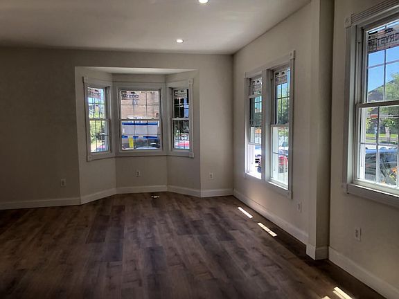 5th image of 307 National Blvd