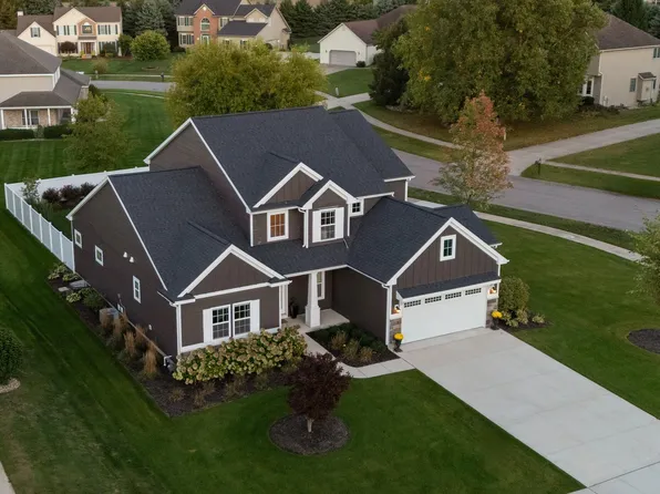 2600 Bell Cir, Stevensville, MI 49127