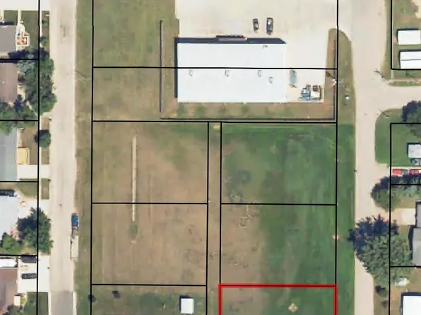 317 9th St, Ipswich, SD 57451