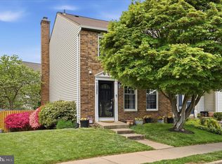 13336 Tannery Ct, Fairfax, VA 22033