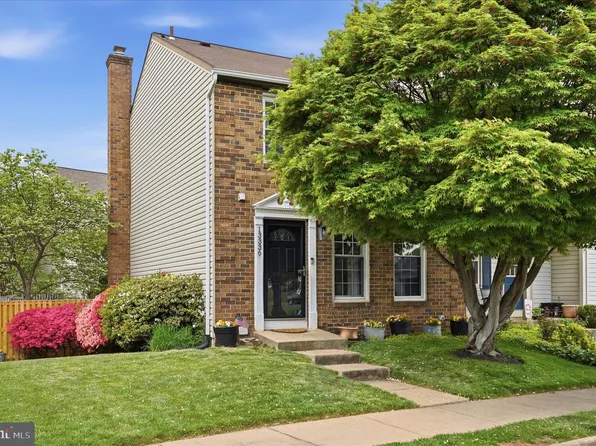 13336 Tannery Ct, Fairfax, VA 22033