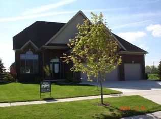 461 Corinth Cir, Dundee, MI 48131
