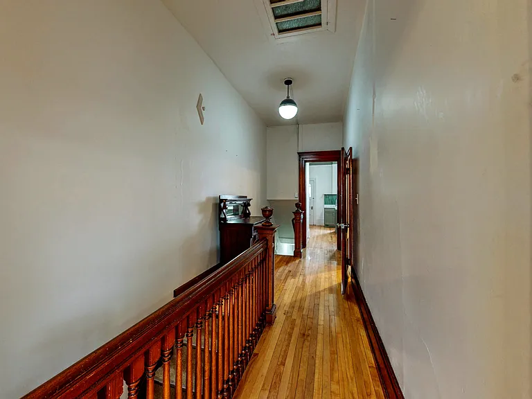 127 S Main St #1B — Photo 9