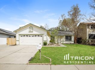 7860 Big River Dr, Reno, NV 89506