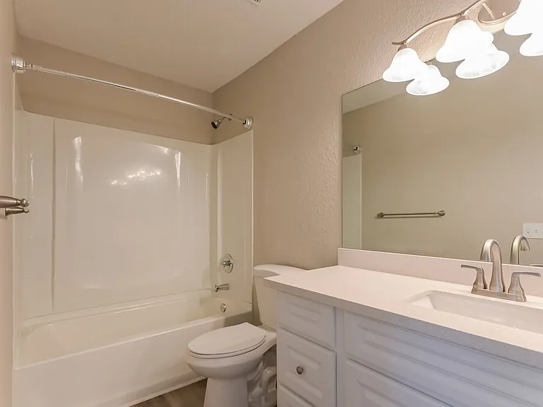 2562 Machado Dr — Photo 10