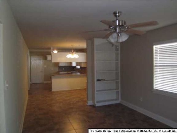 5th image of 2529 S Nottoway Ave