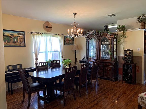 5th image of 2843 N Hampton Dr