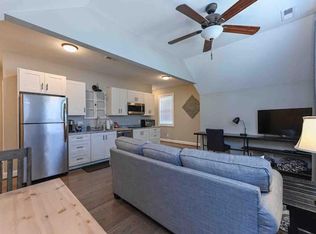 903 Saluda Lake Rd #B, Greenville, SC 29611