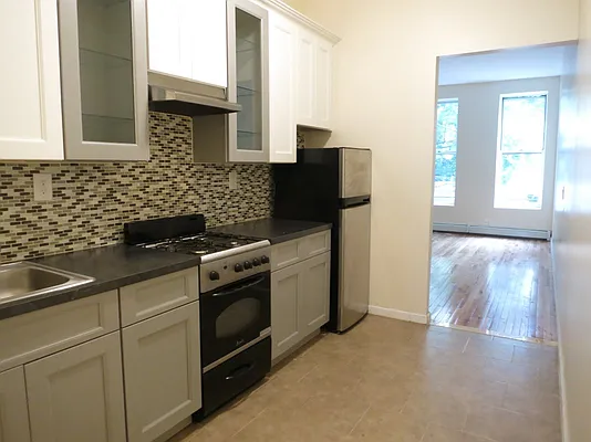 Rented by Bohemia Realty Group | media 11