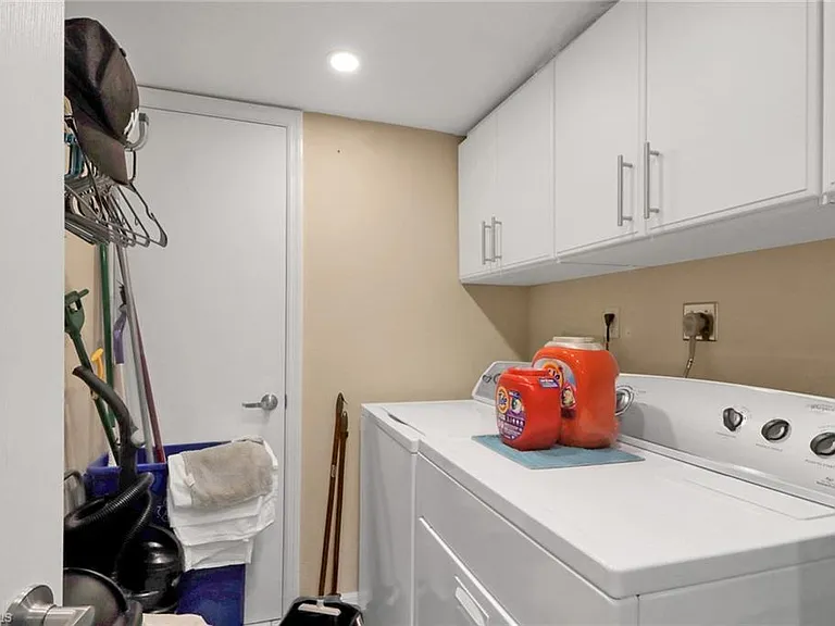 9901 Sunset Cove Ln #226 — Photo 15