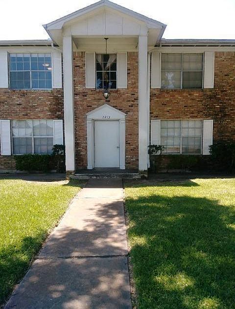 1st image of 7213 Beechnut St