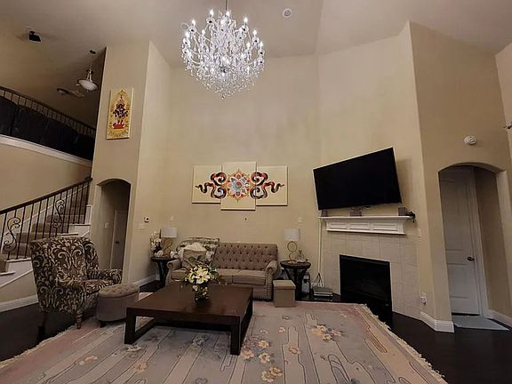 5th image of 1011 Nail Ln