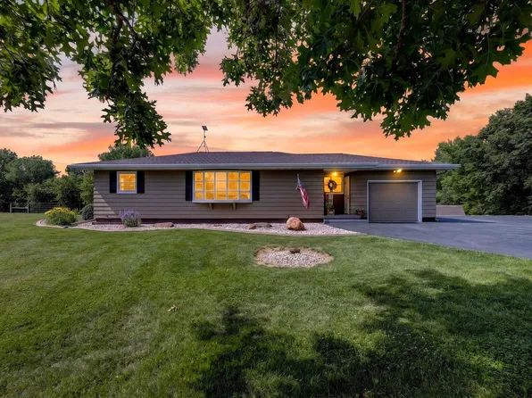 3898 Old Stone Rd, Oregon, WI 53575