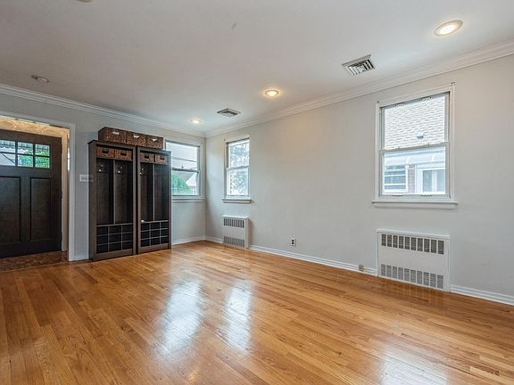 3rd image of 84-50 265th St