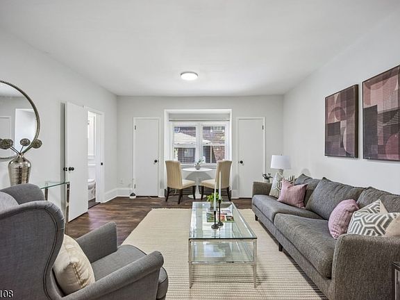 3rd image of 44 Gates Ave #2