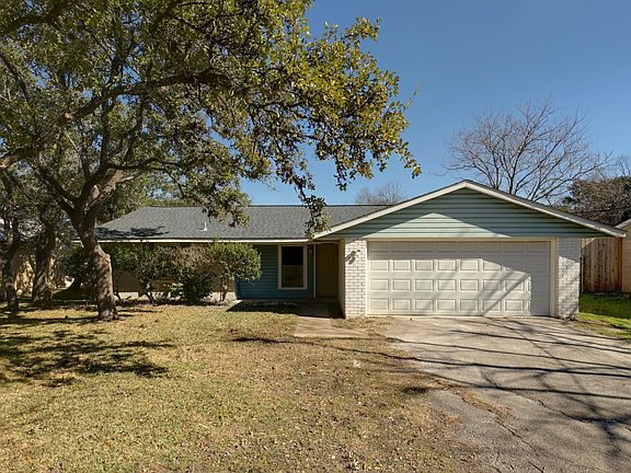 2nd image of 2104 N Celia Dr