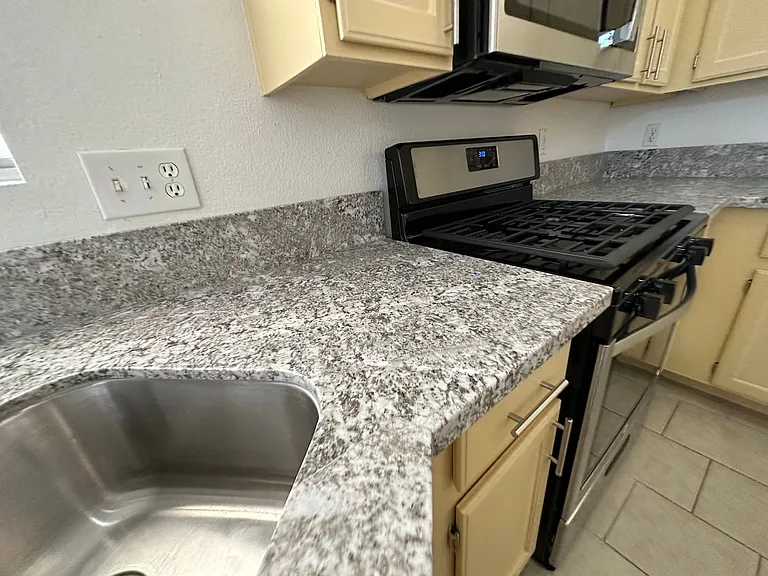 7117 Old Village Ave — Photo 40
