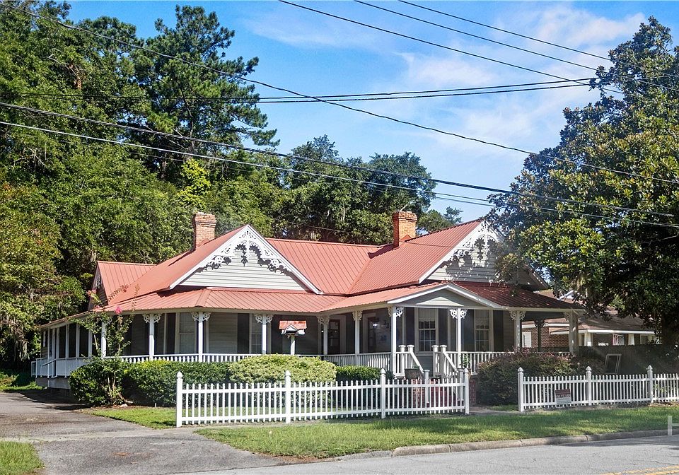 1st image of 325-323 N Main Street