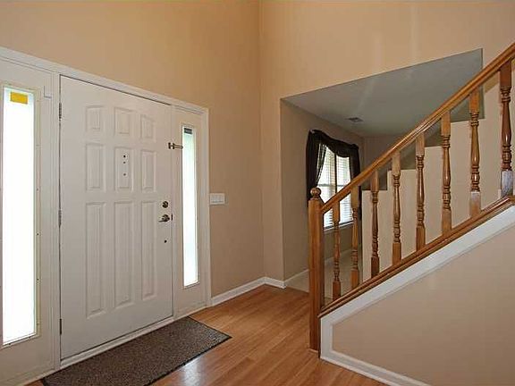 3rd image of 6902 Thousand Oaks Dr