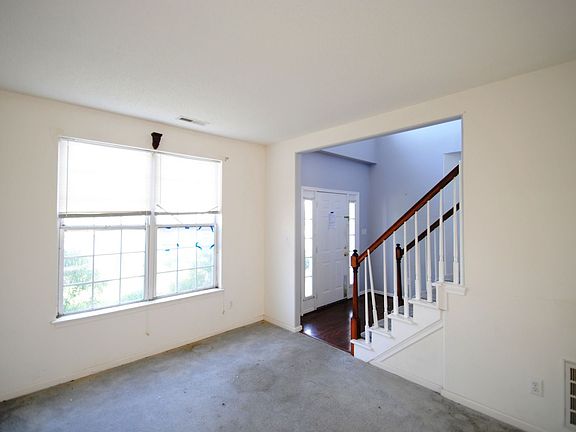 3rd image of 411 Whisper Walk