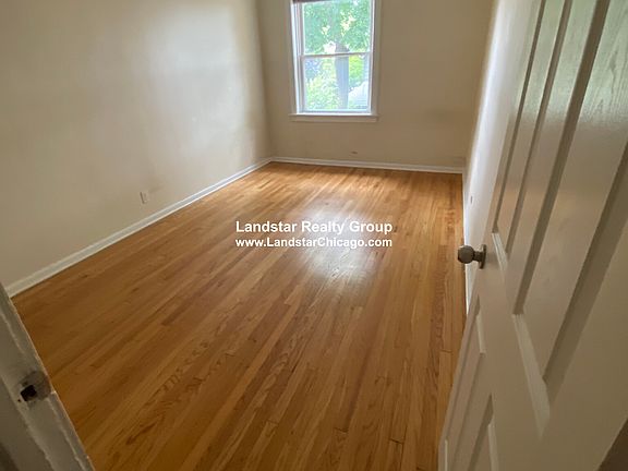 5th image of 3753 W Sunnyside Ave #2