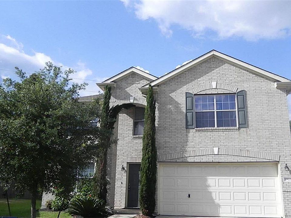 1st image of 19822 Breezy Cove Ct