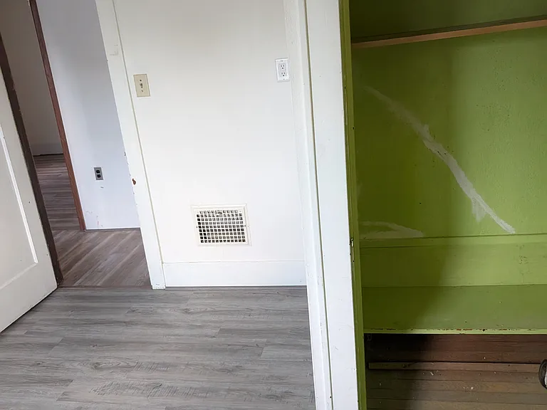 1412 Linn St — Photo 9
